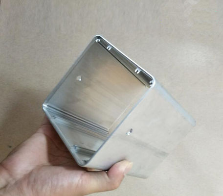 Профили алюминиевого сплава раковины снабжения жилищем ультра тонкого ноутбука покрывая